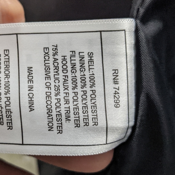 New faux fur hood trimmed puffer jacker - Picture 6 of 7